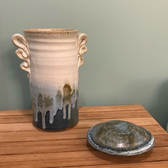 Handcrafted, Heavy Stoneware Vase with Lid - Picture 3 of 17